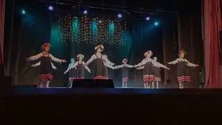 С днем матери поздравляет народный хореографический ансамбль 