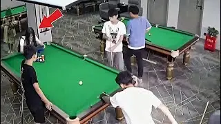 This Scary Moment Was Lucky To Capture On Camera