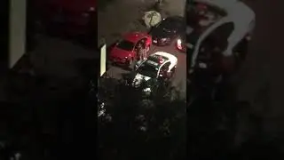 POLICÍAS DE LA CDMX CAPTADOS CHUPANDO CHELAS EN LA CALLE CON VECINOS DE COLONIA DOCTORES