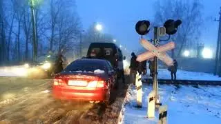 Опасный ЖД переезд в Донском Тульской области