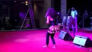 AMMARA BROWN RECEIVES STANDING OVATION FROM TUKU