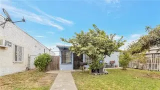 10208 S San Pedro Street, Los Angeles, CA Presented by The Market Team.