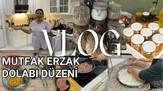 BENİMLE DÜZENLE | MUTFAK ERZAK DOLABI TEMİZLİĞİ VE DÜZENİ | KİLER DÜZENİ | SADE DÜZENLİ EV #VLOG