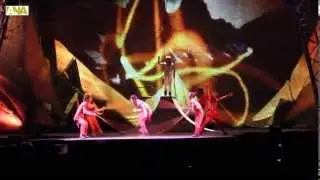 El Cirque du Soleil omple el parc central el dia de l'estrena d'Scalada