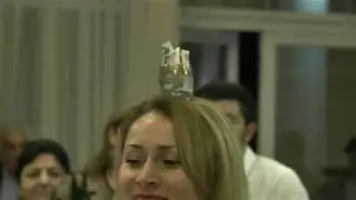ТАНЕЦ С РЮМКОЙ НА ГОЛОВЕ  (ВИДЕОСТУДИЯ 