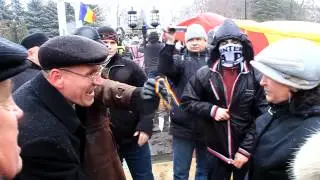 Стенка на стенку