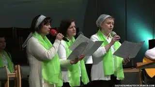 Пение «Стоит на вершине и смотрит на город…» ─ трио Шамрай