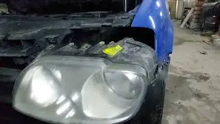 How to Remove a Headlight in a Volkswagen Cady