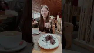Прикол, муж заказал Моти:) Пробую еду в Тануки. 
