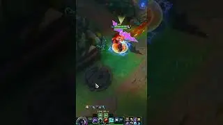 Udyr runs over whole map to help Ekko