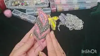 Броши ручной работы.