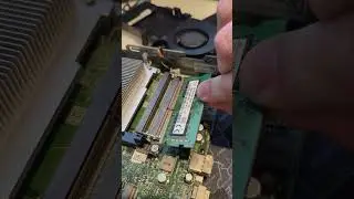Installing RAM on your computer in less than 1 min! 