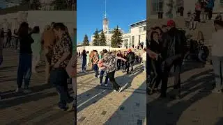 Танцы на набережной Нижнего Новгорода