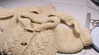 Как связать уши зайца для детского комбинезона.How to tie ears of a hare for children's overalls.
