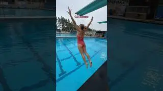 Influencer tries high diving! (Full video up on my page 😍) 