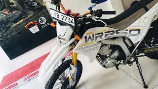 YAMAHA - WR250R