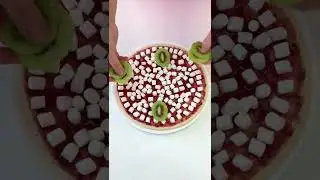 Which pizza is better? 🍕Funny 