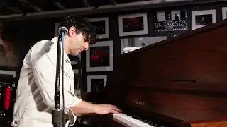 Low Cut Connie - "I Can't Shake The Stranger Out of You" (Lavender Country cover)
