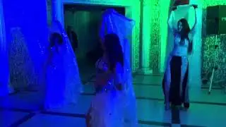 Коллектив восточного танца.