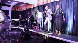 Mxolisi Mbethe  Uyema nami
