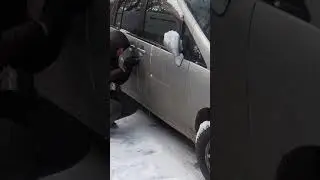 Вскрытие автомобиля Ниссан Либерти Nissan Liberty  в Хабаровске http://autolock27.ru