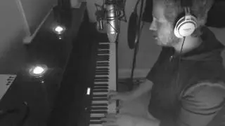 Aint No Sunshine (Piano & Vocal Cover)