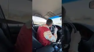 Смотрю назад парковка Вождение