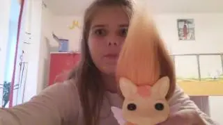 Открываем прикольного тролля. И делаем крутые прически.