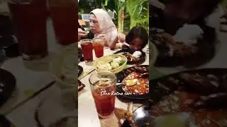 Makan malam bareng sahabat dan family #shortsvideo #youtubeshorts #kuliner #kampungkecil