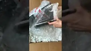 Розпаковка на ремонт MacBook. Unpacking
