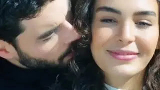 Immagini romantiche di Ebru Şahin e Akin Akinözü