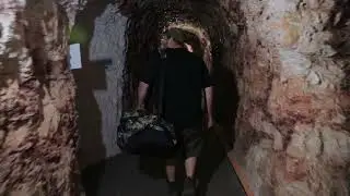 S8_Ep1_10 Underground Hotel