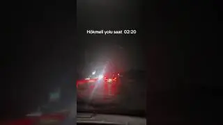 🔴Bakının Hökməli qəsəbəsində yağış suları avtomobillərə çətinlik yaratdı.