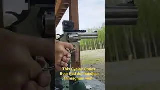 Cyelee Optics Bear Red Dot on a .44 magnum