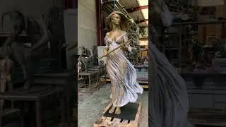 "Have you ever fallen in love with a sculpture?"#shorts #youtubeshorts #sculpture