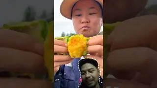 Buah kaktus, enak gak ya