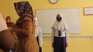 SMKN1KH | Pengalungan Atribut Secara Simbolis PLS 2020