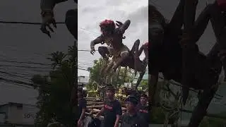 Парад ogoh-ogoh , Bali