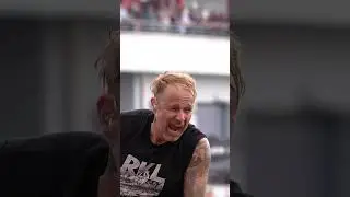 War das eigentliche das coolste Crowd“Surfen“ einer Band beim Ring ever?