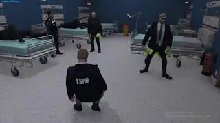 N'aptın soyunma odasına mı girdin?