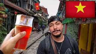 Let’s Drink Beer on the Train Tracks in Hanoi, Vietnam 🇻🇳 (Very Dangerous)