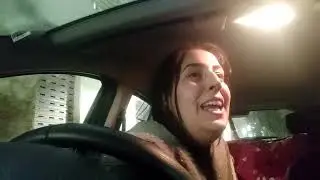 الله يعطيك العداب كيفما عدبتي لمشيشات 🤬😡😡 ولكن تحيه خاصه رجال الشرطه الحموشي لي عود ليك تربيه