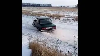 Дрифт жигули на льду