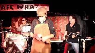 VAN HALEN CAFE WHA PRIVATE SHOW!!  new album song!!!
