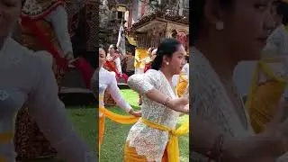 PIODALAN Pura Mandara Giri Semeru Agung Denduro: Tari Pembukaan.