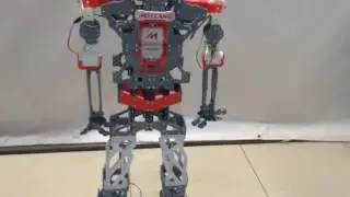 Танцующий робот из лего ‼️❗️❗️❗️❗️