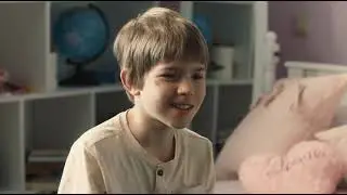 Юрий Стоянов.Романс о двух плащах.(Игра на гитаре). 