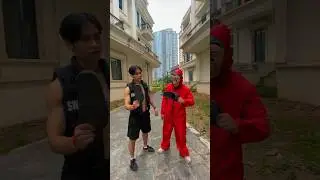 Money Heist vs Police 239 #moneyheist #parkour #police #escape #shorts #goguys