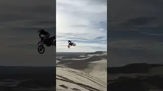 2023 CRF450R jumping #idahodunes #dirtbike #viral #sorts #jumping #honda450