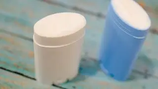 How To Make an Natural Powerful Deodorant - DIY Beauty Tutorial - Guidecentral
